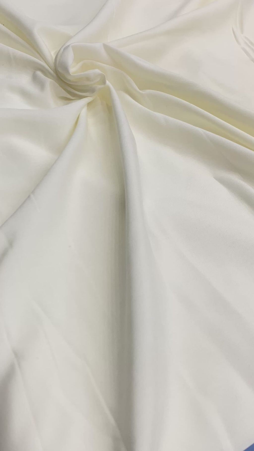 Signature Boski Pure Silk – 6lbs Weight | Authentic Hand-Woven Elegance